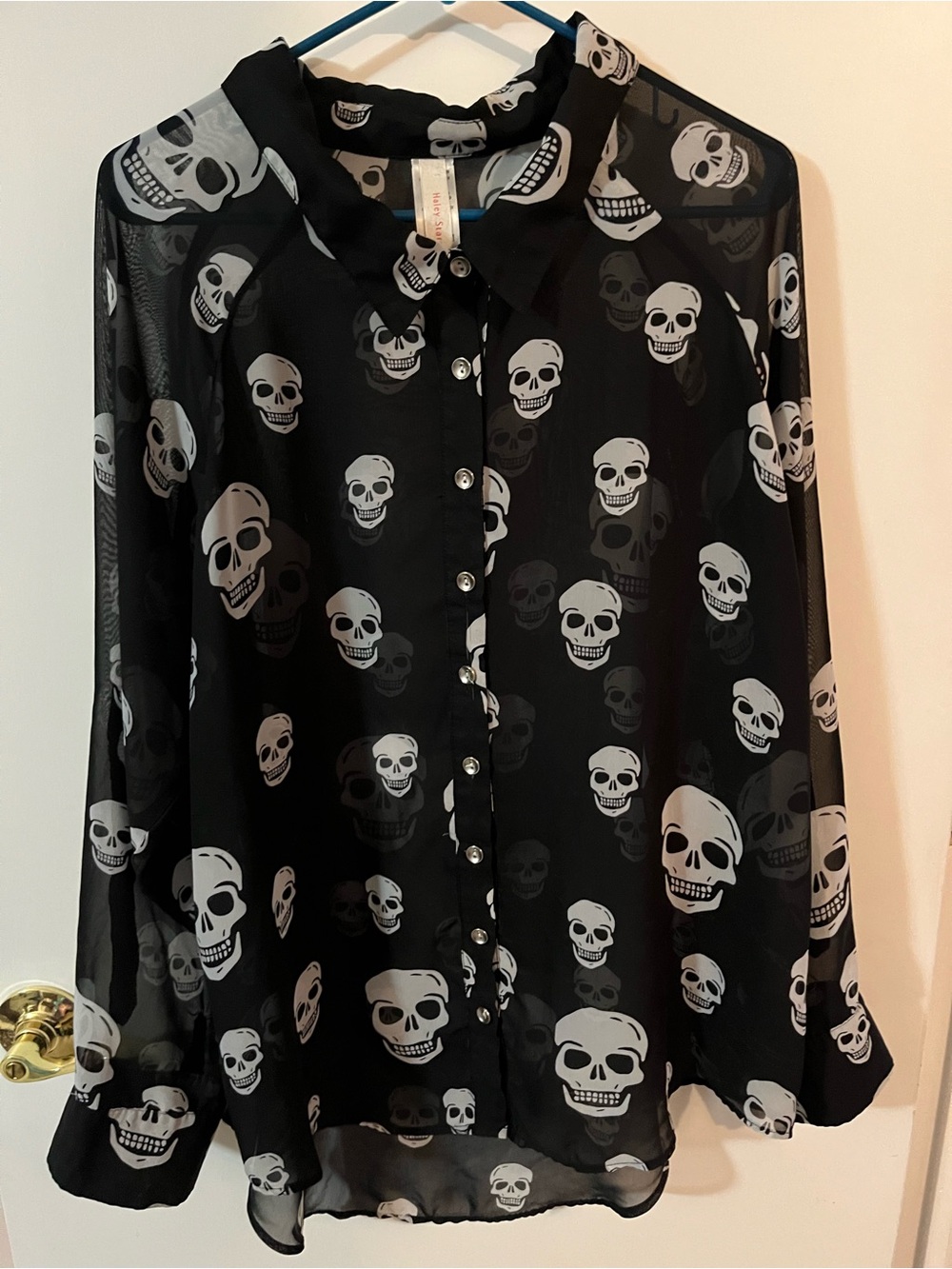 Haley Starr 2XL Black Skull Print Sheer Button-Up Blouse